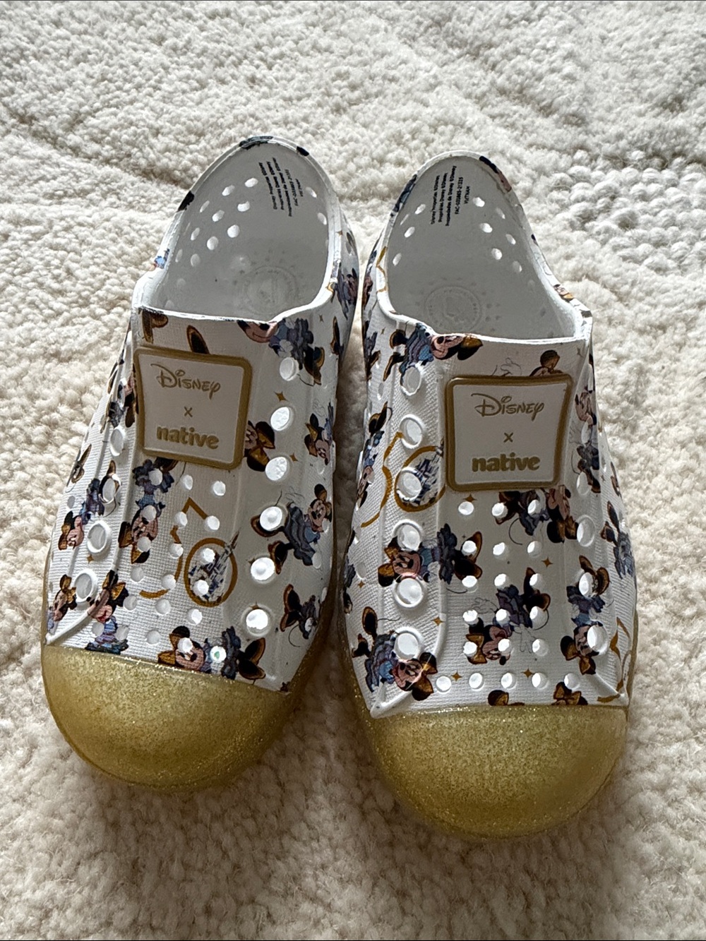 Native Kids' c7 White & Gold Mickey Print Slip-On Shoes